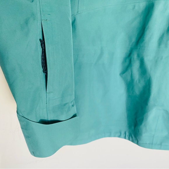 Mountain Hardware ski jacket - teal women’s L - Picture 9 of 11